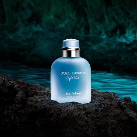 dolce gabbana blue light uomo|d&g light blue eau intense.